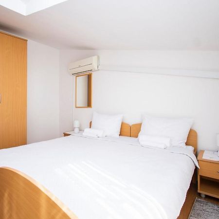 Family Holiday Apartments Lucia Βόντιτσε Εξωτερικό φωτογραφία