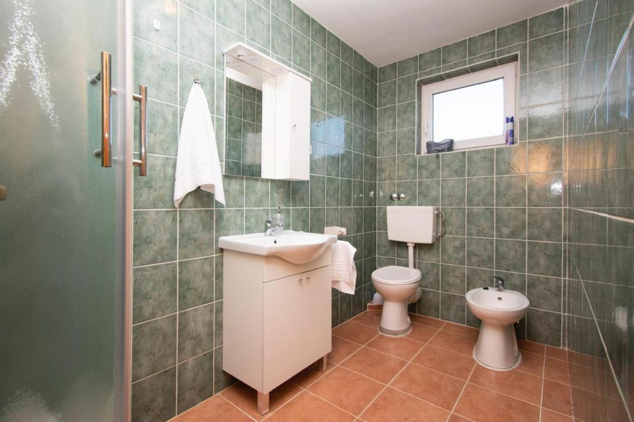 Family Holiday Apartments Lucia Βόντιτσε Εξωτερικό φωτογραφία