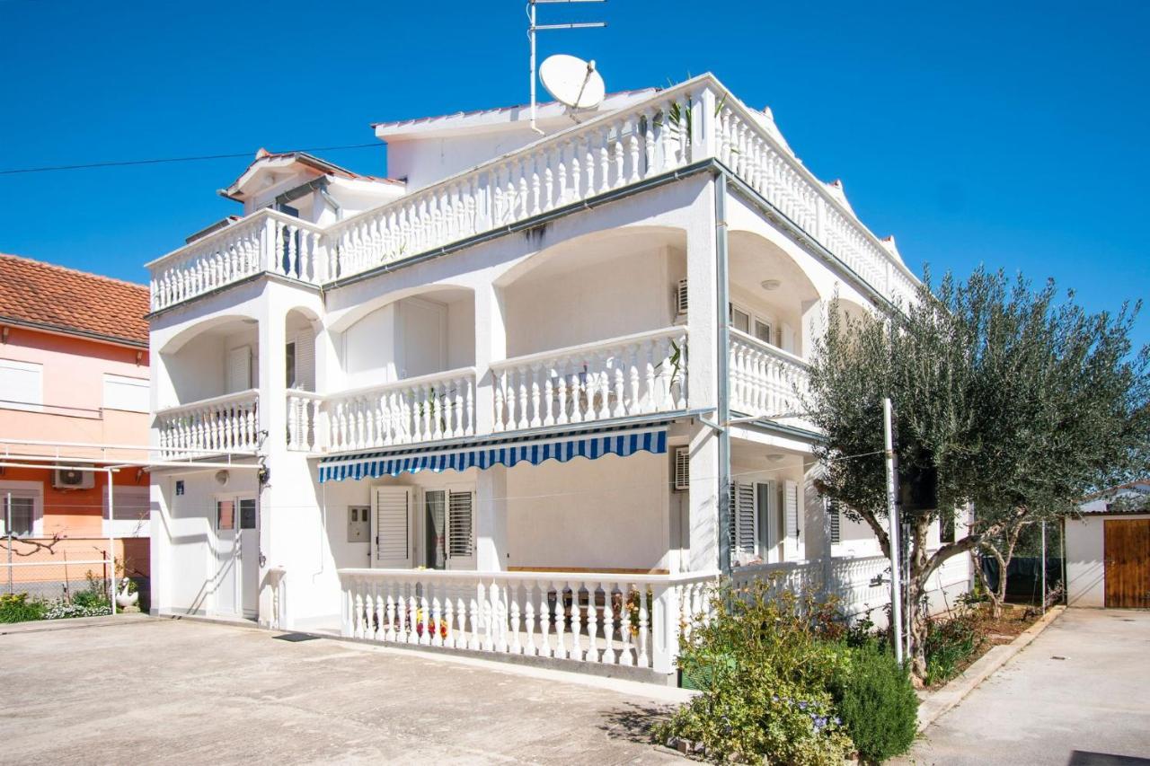 Family Holiday Apartments Lucia Βόντιτσε Εξωτερικό φωτογραφία