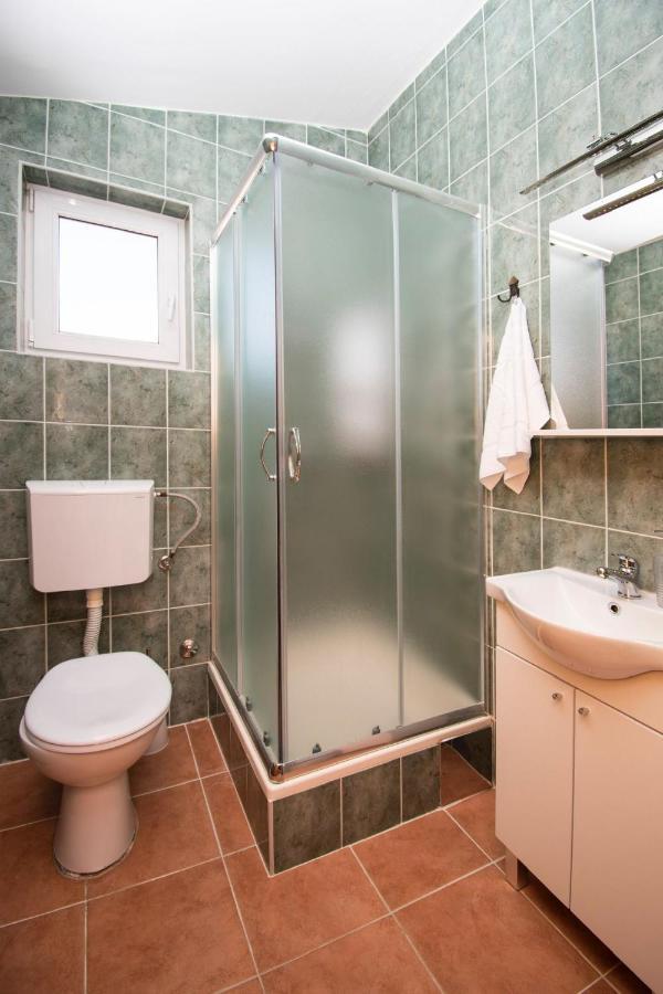 Family Holiday Apartments Lucia Βόντιτσε Εξωτερικό φωτογραφία