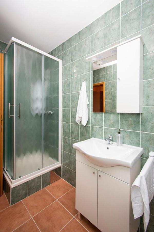 Family Holiday Apartments Lucia Βόντιτσε Εξωτερικό φωτογραφία