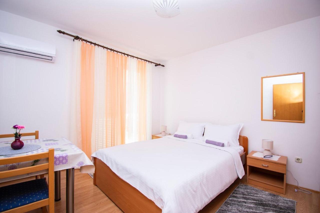 Family Holiday Apartments Lucia Βόντιτσε Εξωτερικό φωτογραφία