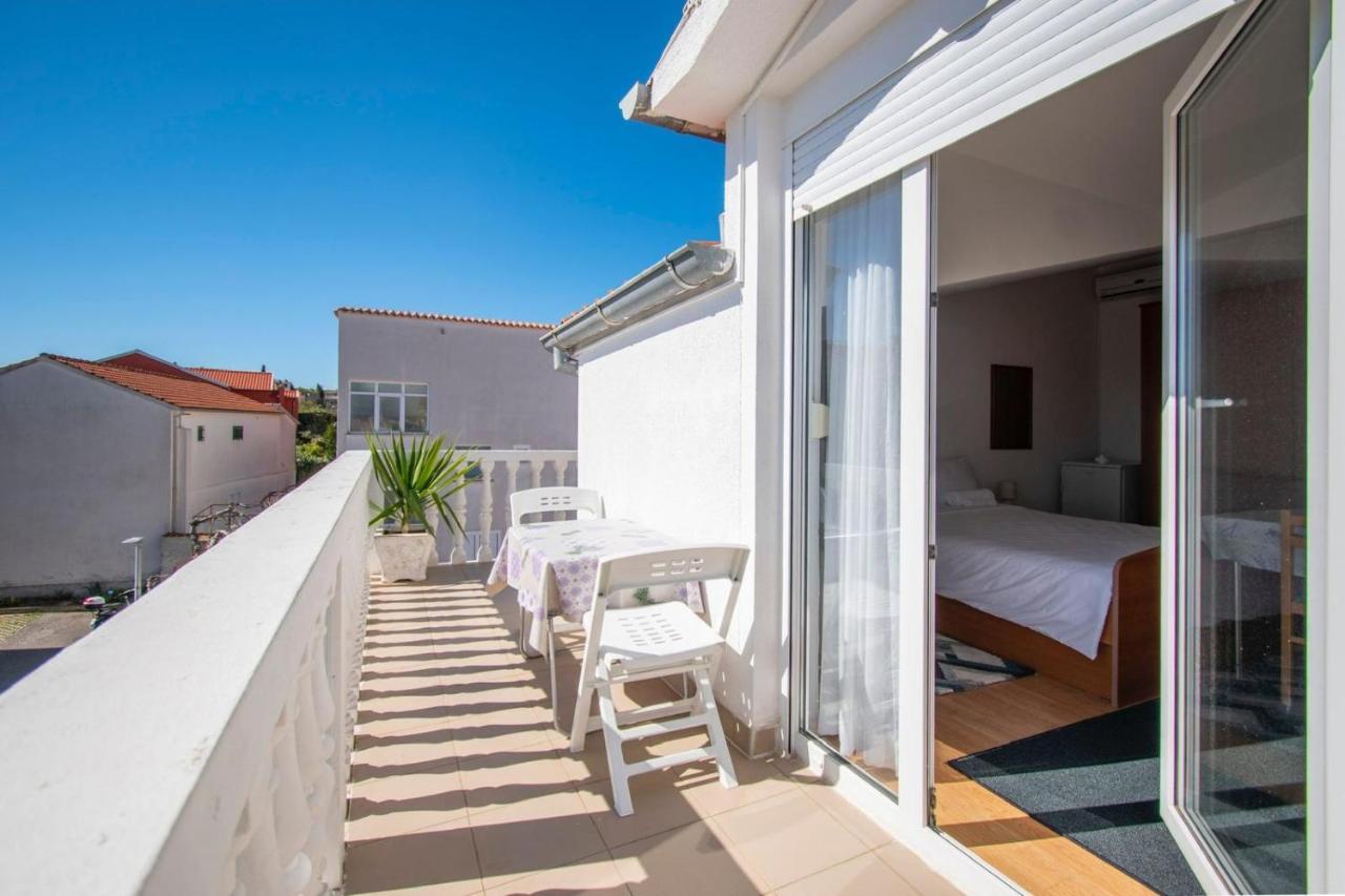 Family Holiday Apartments Lucia Βόντιτσε Εξωτερικό φωτογραφία