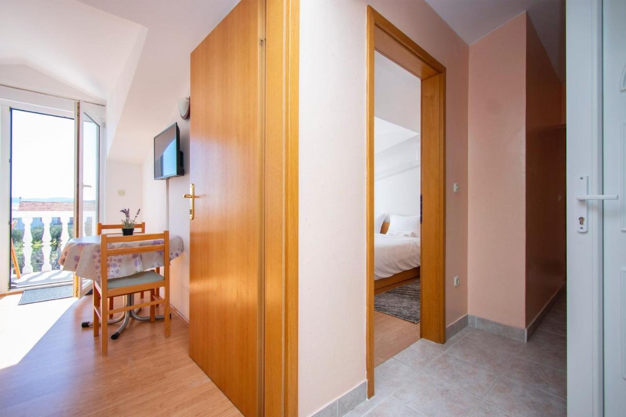 Family Holiday Apartments Lucia Βόντιτσε Εξωτερικό φωτογραφία