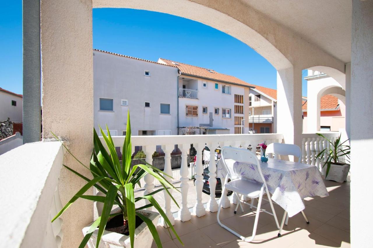 Family Holiday Apartments Lucia Βόντιτσε Εξωτερικό φωτογραφία